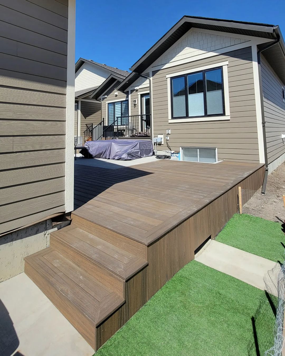 composite deck stairs  in calgary , AB 
